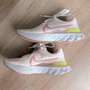 Nike React Infinity Flyknit Running Sneaker